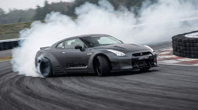 呦呦视频GTR漂移视频